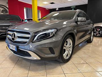 MERCEDES-BENZ GLA 220 d Automatic 4Matic Sport -