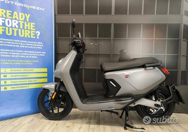 Niu MQi GT100 PROMO Staffa e bauletto PRONTA CONSE