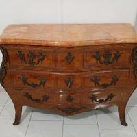 Comò a quattro cassetti, Commode stile Luigi XV -I