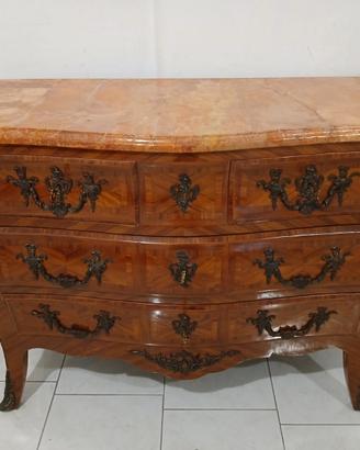 Comò a quattro cassetti, Commode stile Luigi XV -I