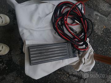 Pedale di volume Boss: cell: 371 6399814