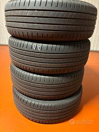 4 Gomme Estive Bridgestone 215/60 R17 96H