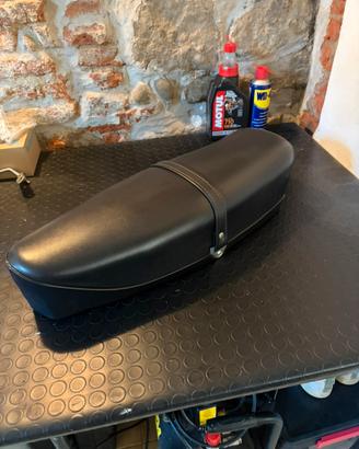 Sella Vespa 50 special/ R L N / faro tondo