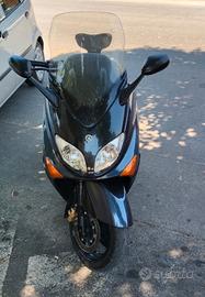 Tmax 500 iniezione del 2004