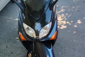Tmax 500 iniezione del 2004