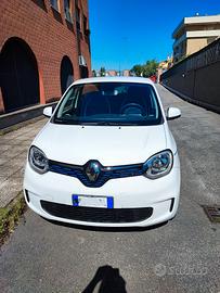 Renault Twingo elettrica intens anno 2021