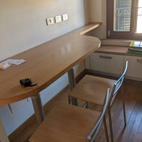 Penisola per cucina con 2 sgabelli