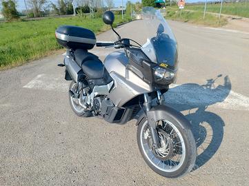 Aprilia etv 1000 caponord