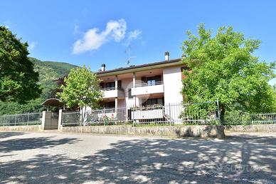 3 LOCALI A CALESTANO