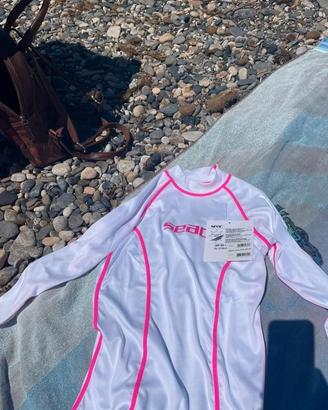 Maglia per nuotare