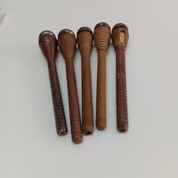 Antico utensile da bottaio per botti da vino