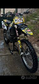 SUZUKI RMZ 450 PISTA