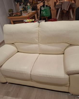 Divani similpelle usati