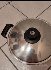 Colapasta con coperchio