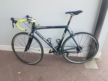 Bici da corsa Marca Trek modello Madone ssl
