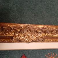 CORNICI  FINITE  A  MANO .