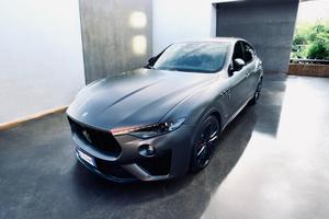 MASERATI LEVANTE VULCANO LIMITED EDITION