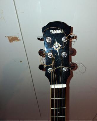 chitarra acustica Yamaha  CPX III
