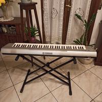 Yamaha Portable Grand NP-30