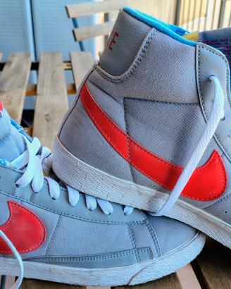 Nike blazer mid vintage rosso e grigio n. 40