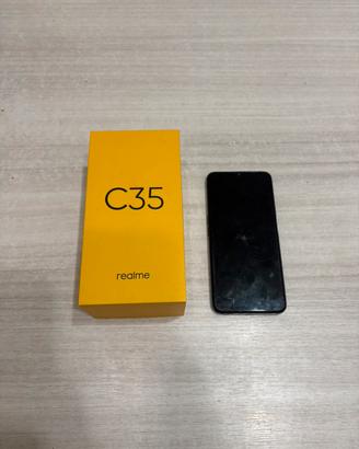 Realme c35
