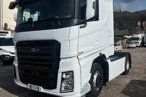 Trattore stradale Ford F-MAX500