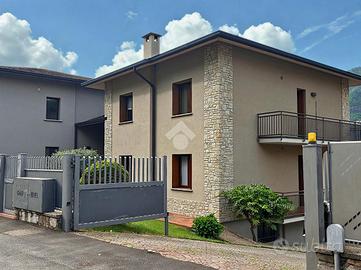 3 LOCALI A DARFO BOARIO TERME