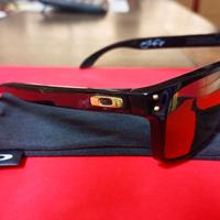 Occhiali da sole Oakley Holbrook 9102-08 Polarizza