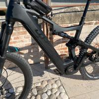 Whistle B-RUSH C5.2 full carbon