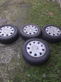 Gomme invernali complete di cerchio