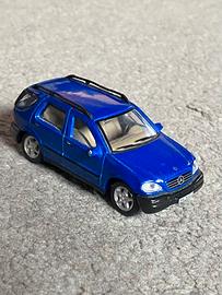 Mercedes ML Cararama 1:72