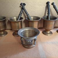 mortai in bronzo con pestello