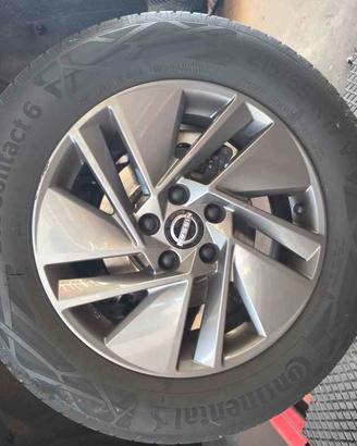 Cerchi originali e pneumatici per Nissan Qashqai