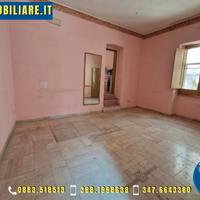 Centro: appartamento al primo piano