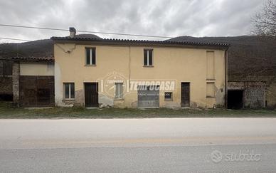 Soluzione indipendente con corte