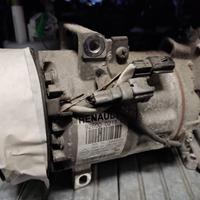 Compressore clima RENAULT CLIO 898cc benzina 2016