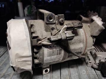 Compressore clima RENAULT CLIO 898cc benzina 2016