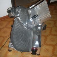 Affettatrice MARWELL lama d.350 mm v. 220 monofase