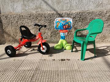 triciclo + cestino basket chicco + sedia bimbo 