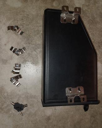 toolbox per benelli trk 702.  25€