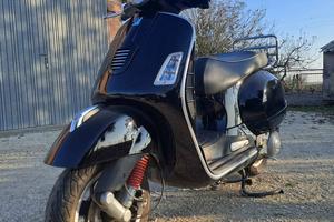 Vespa GTS300