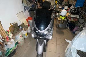 Yamaha NMax 125