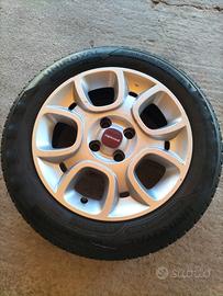  4 cerchi 15 fiat panda 
