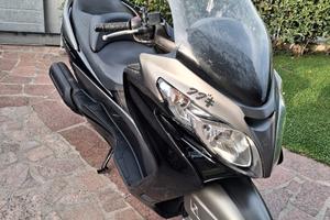 suzuki burgman 400