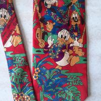 cravatta  firmata Walt  disney