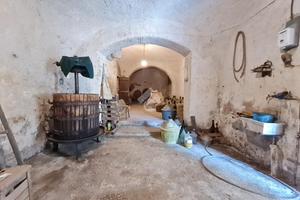 3 LOCALI A SANT'AGATA DE' GOTI