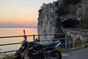 aprilia dorsoduro 750 ABS