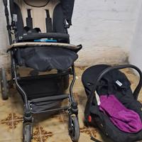 trio passeggino  fronte mamma fronte strada 