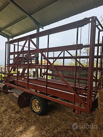 Carrellone autocaricante per ballette Guima G80