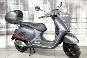 Piaggio Vespa GTS 300 Supersport HPE ABS